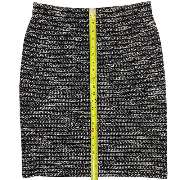 St. John Collection knit skirt - Picture 8 of 8